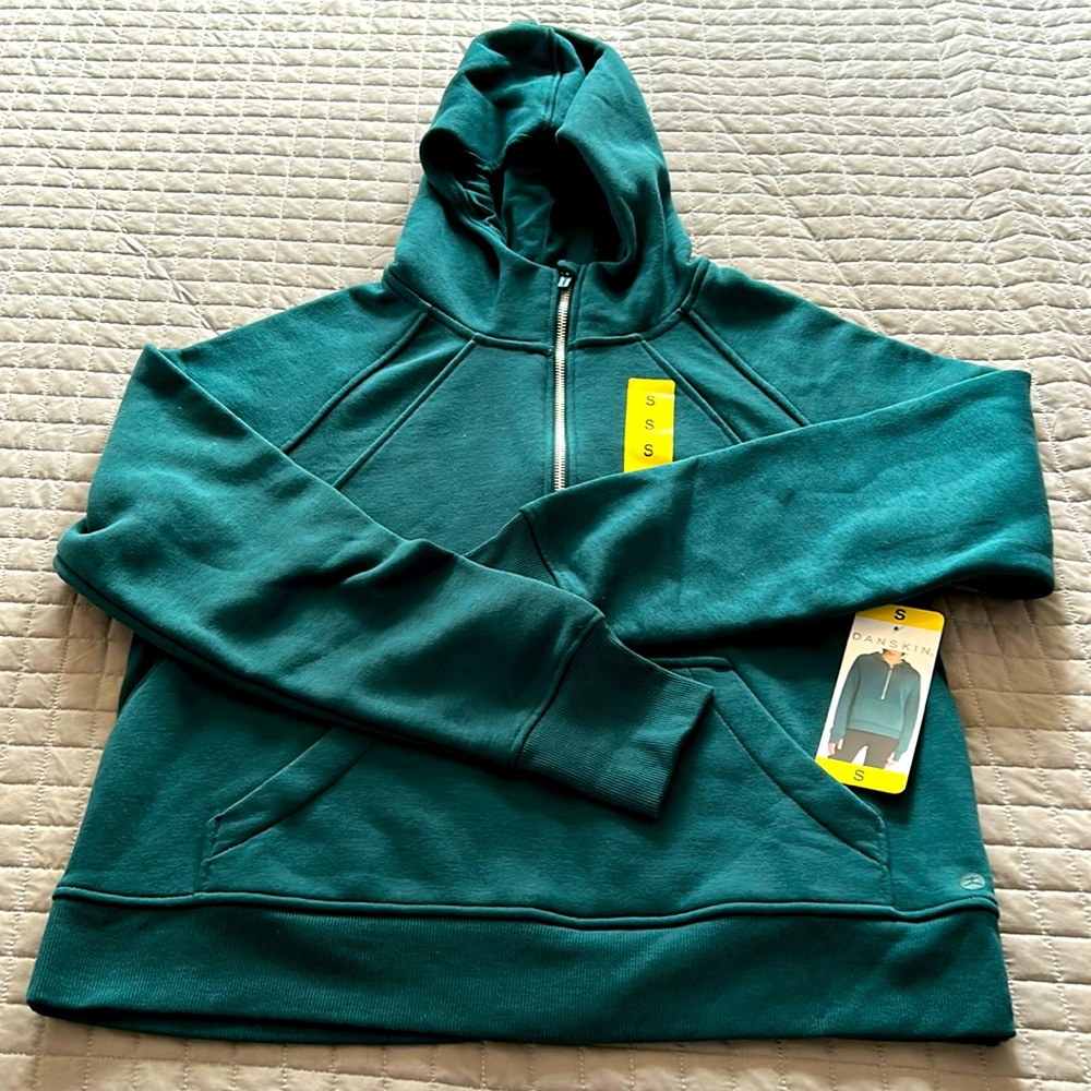 NWT - 💚 Danskin Dark Sea Green 3/4 Zip Hoodie